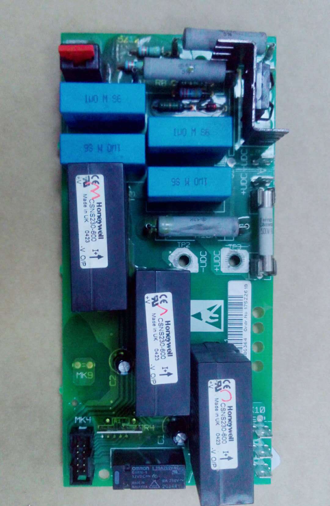 丹佛斯變頻器配件，價(jià)格特惠，檢測(cè)卡現(xiàn)貨